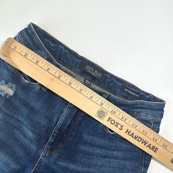 Judy Blue Jeans Women’s 3/26 Distressed Boyfriend Fit Stretch Dark Wash EUC - Picture 5 of 7
